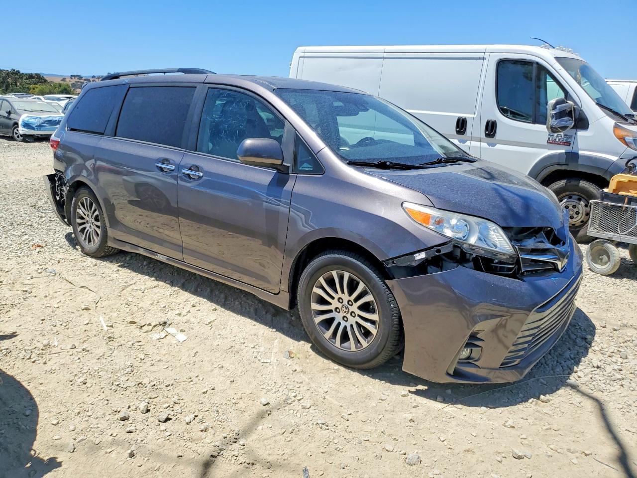 2020 TOYOTA SIENNA XLE 8-PASSENGER — снимка 4
