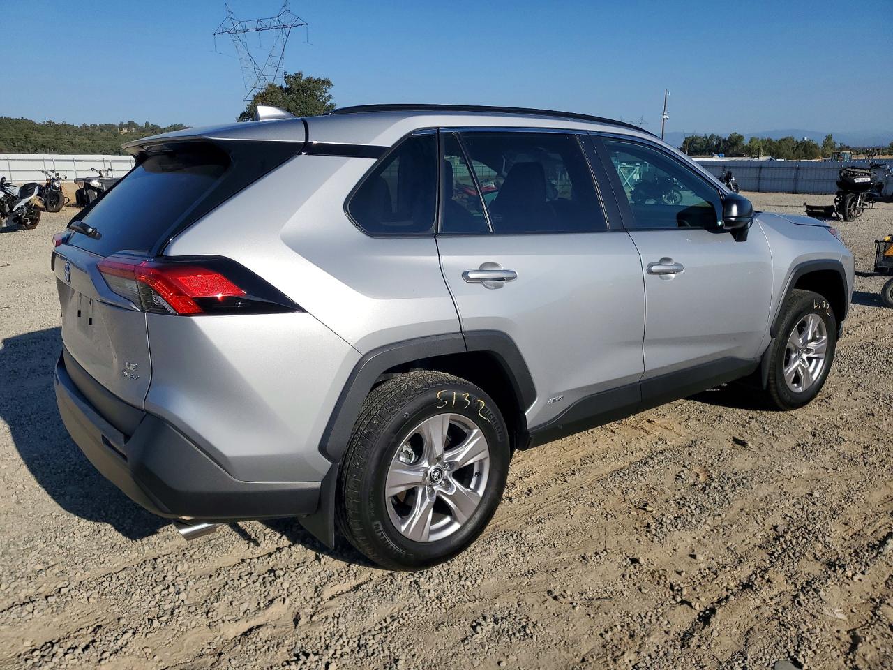 2025 TOYOTA RAV4 LE — снимка 3