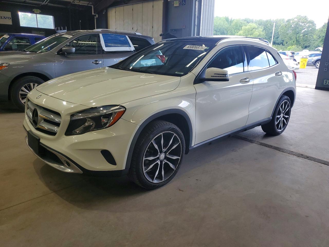 2017 MERCEDES-BENZ GLA 250