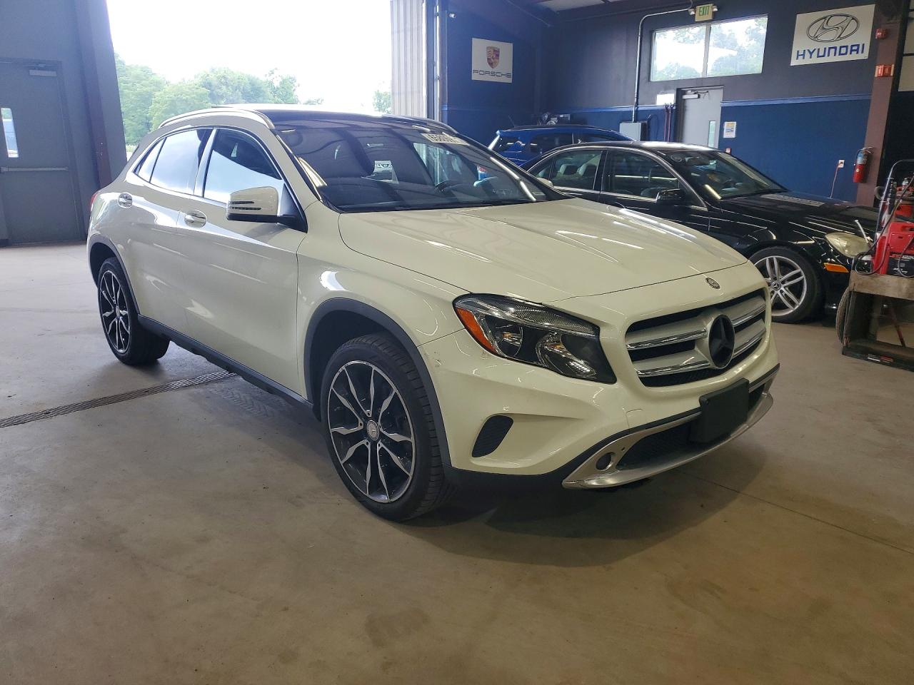 2017 MERCEDES-BENZ GLA 250 — снимка 4
