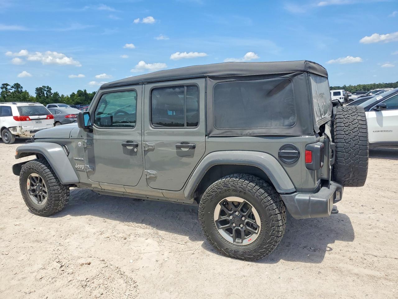 2022 JEEP WRANGLER UNLIMITED SAHARA — снимка 2