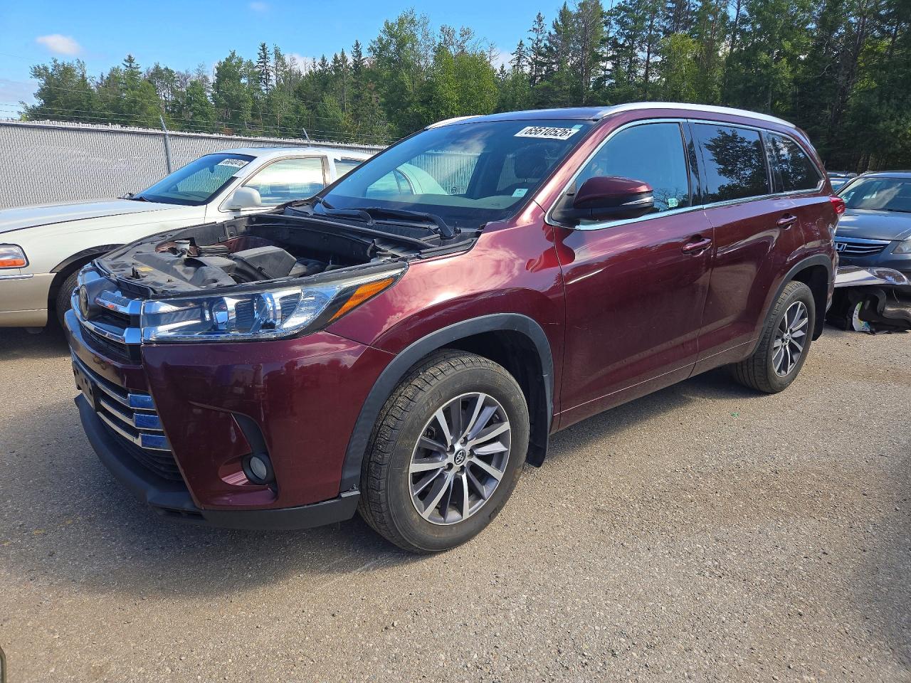 2017 TOYOTA HIGHLANDER XLE