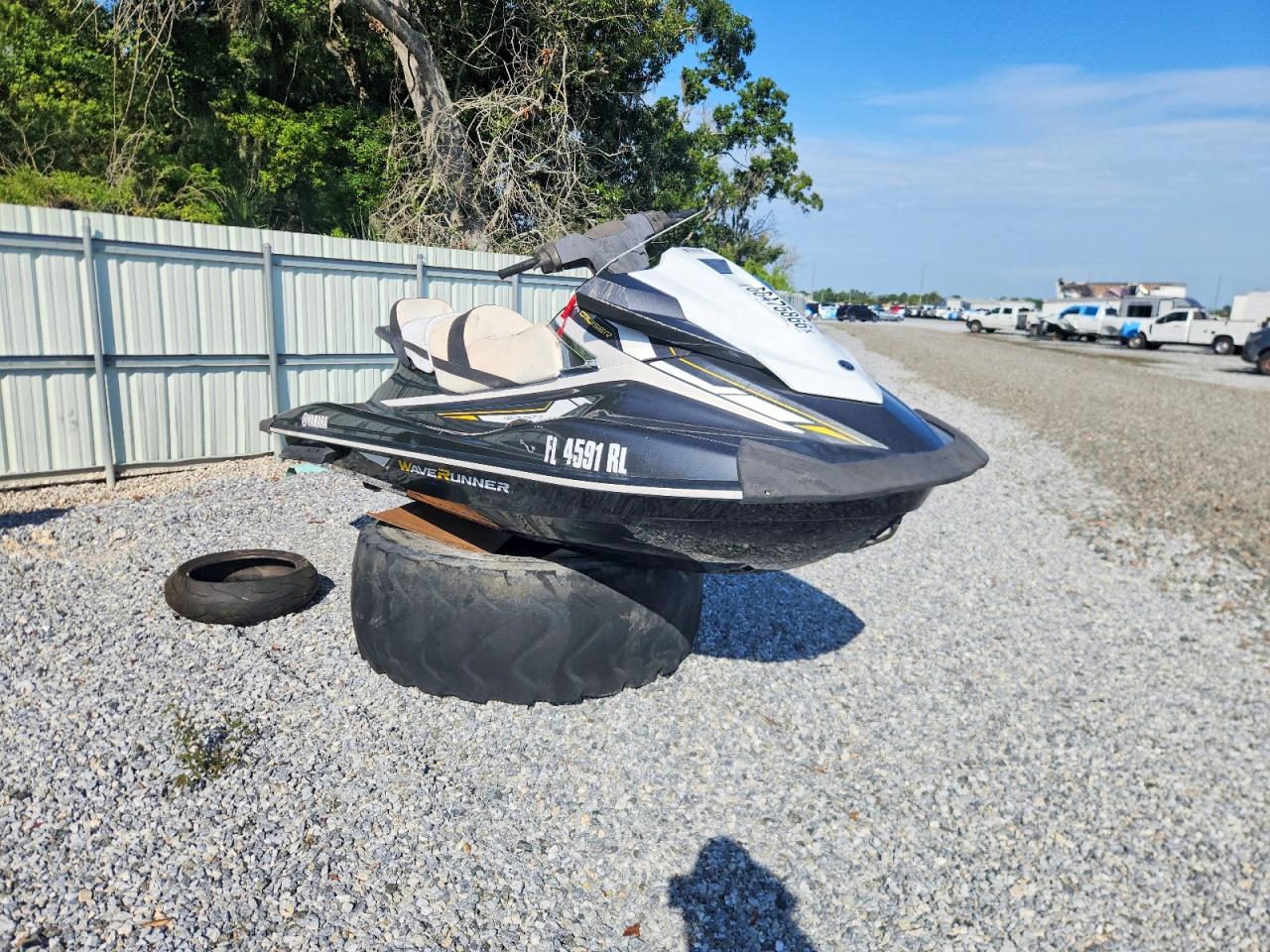 2017 YAMAHA JET SKI
