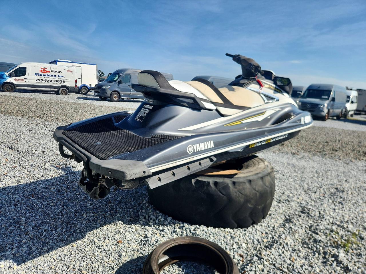 2017 YAMAHA JET SKI — снимка 4