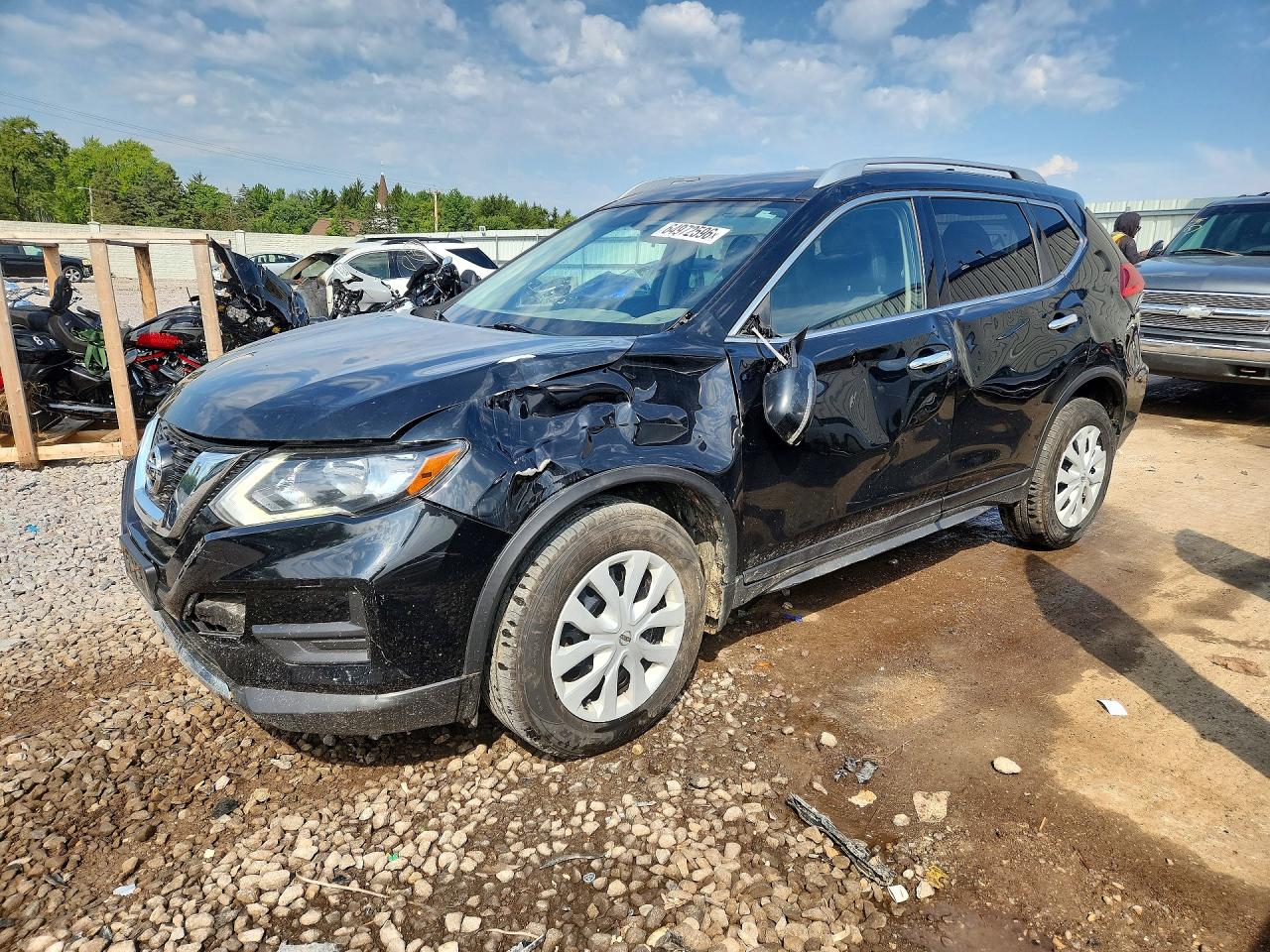 2017 NISSAN ROGUE S