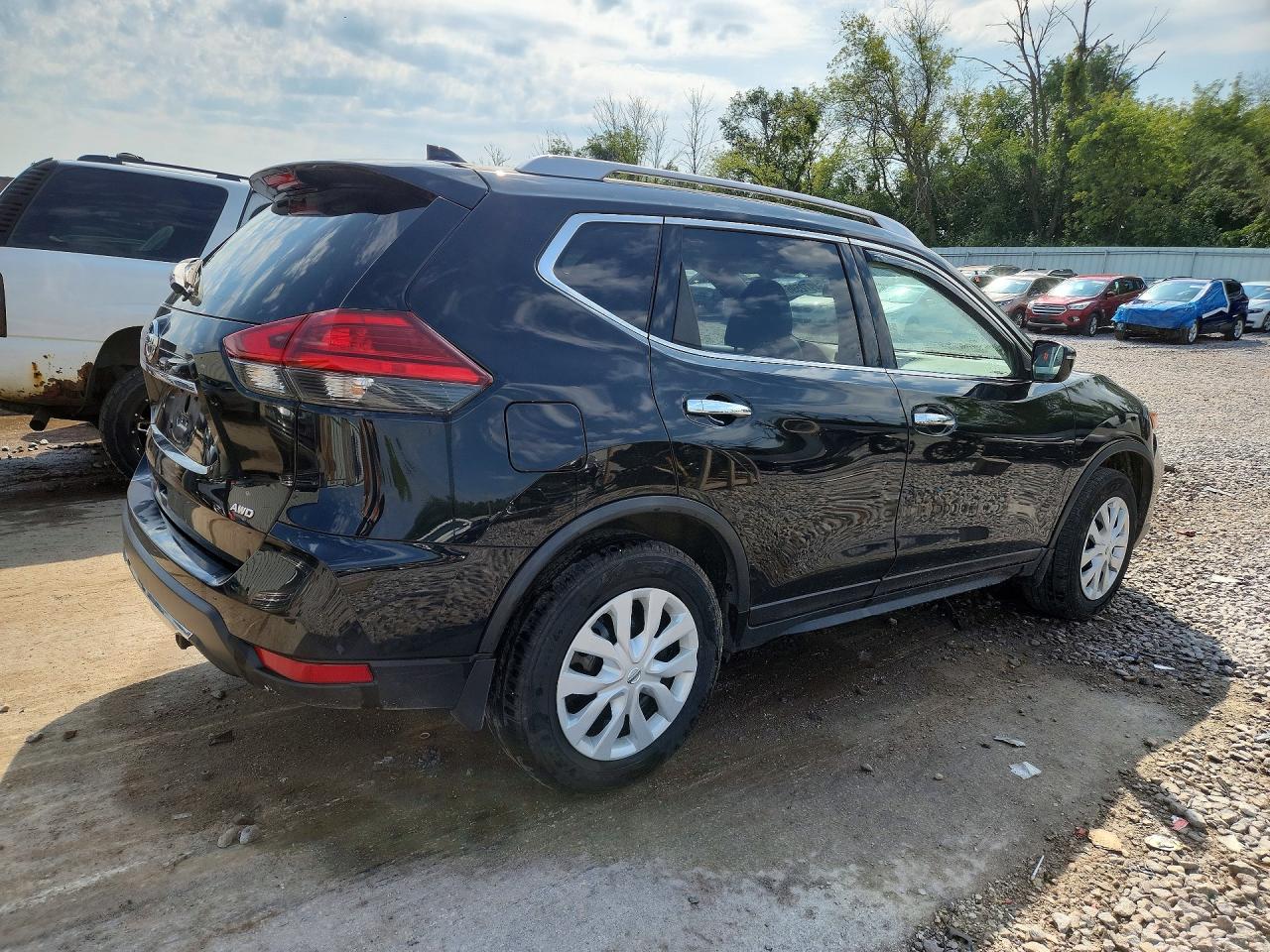 2017 NISSAN ROGUE S — снимка 3