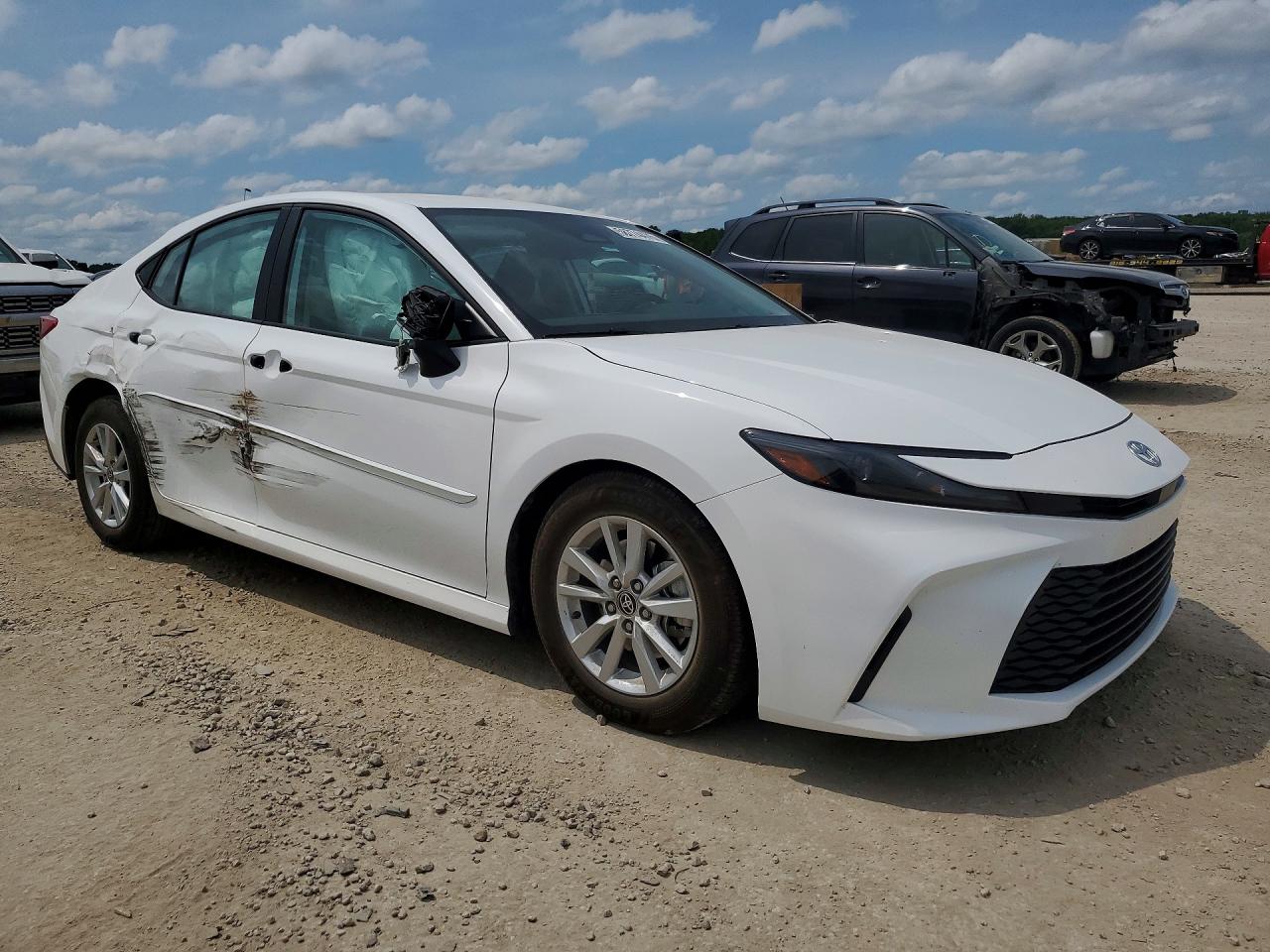 2025 TOYOTA CAMRY LE — снимка 4