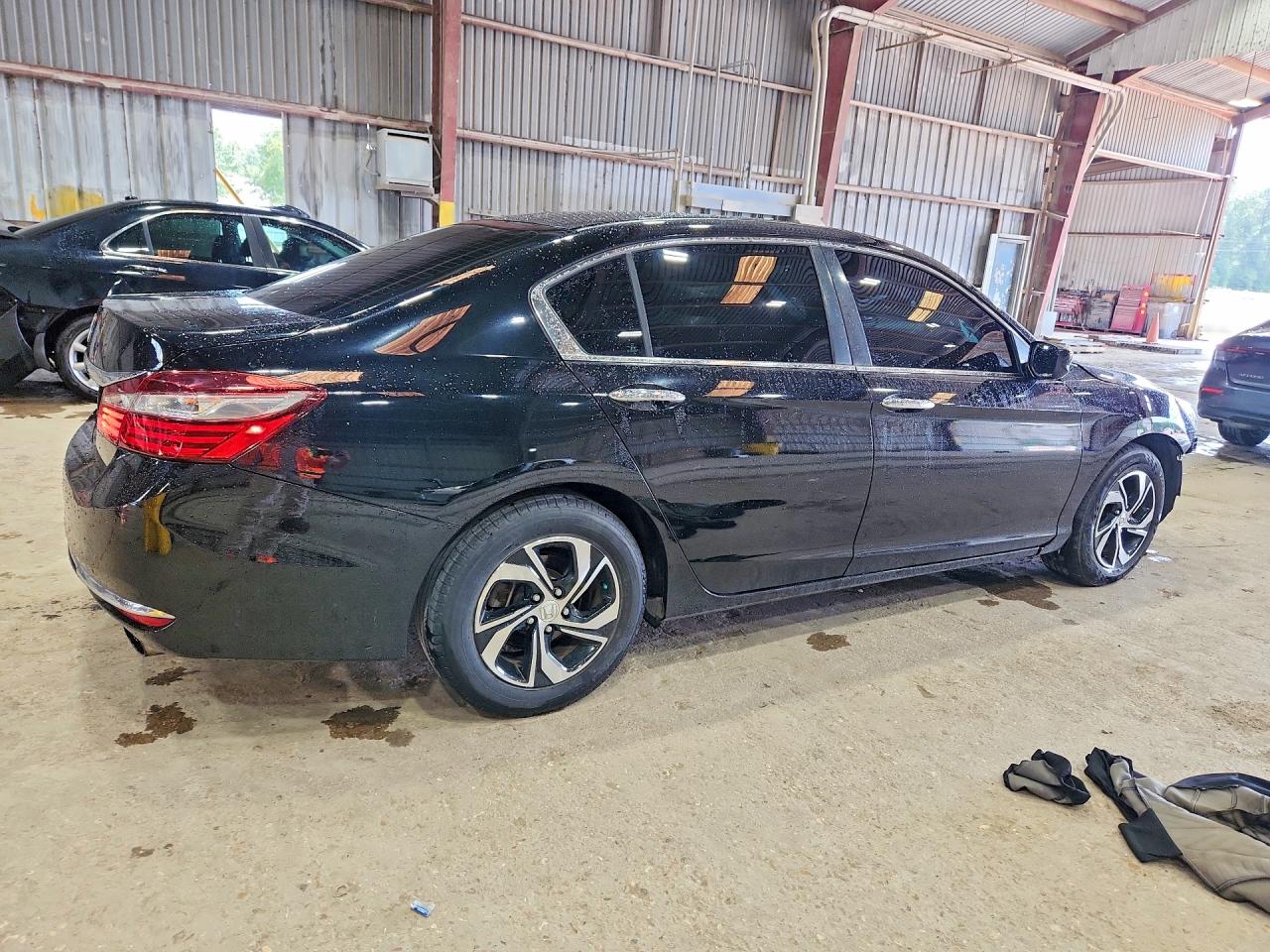 2017 HONDA ACCORD LX — снимка 3