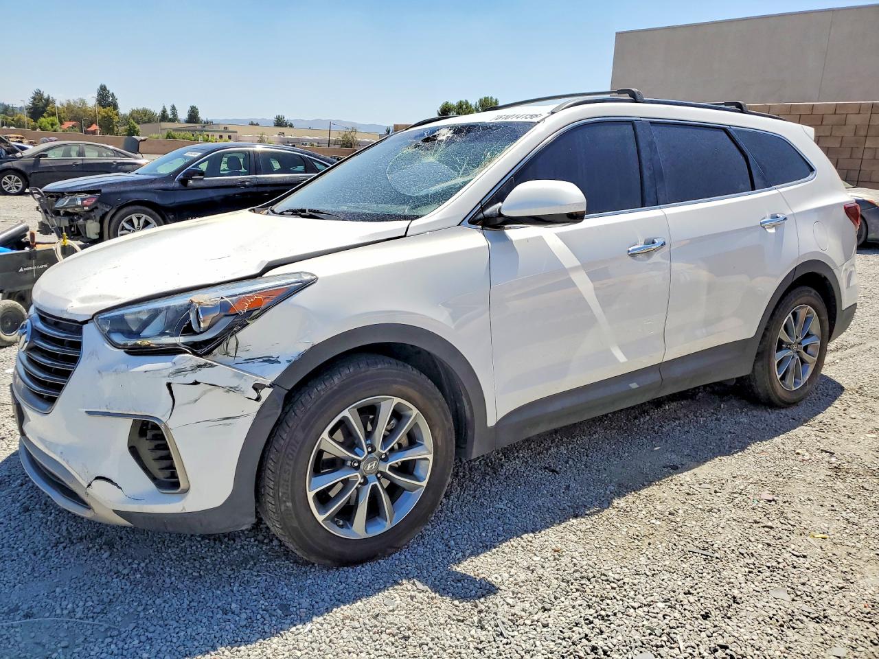 2018 HYUNDAI SANTA FE SE