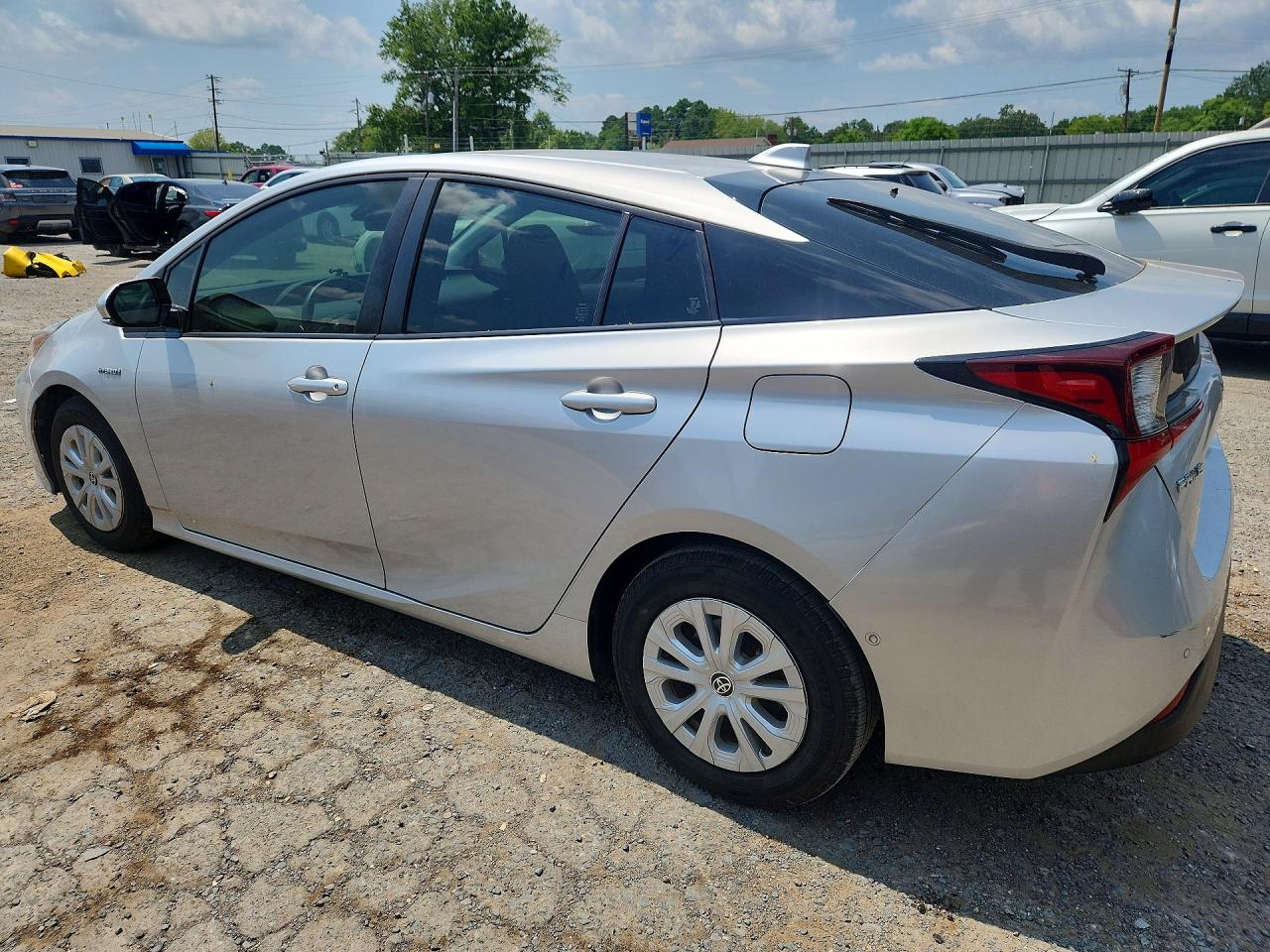 2020 TOYOTA PRIUS LE — снимка 2