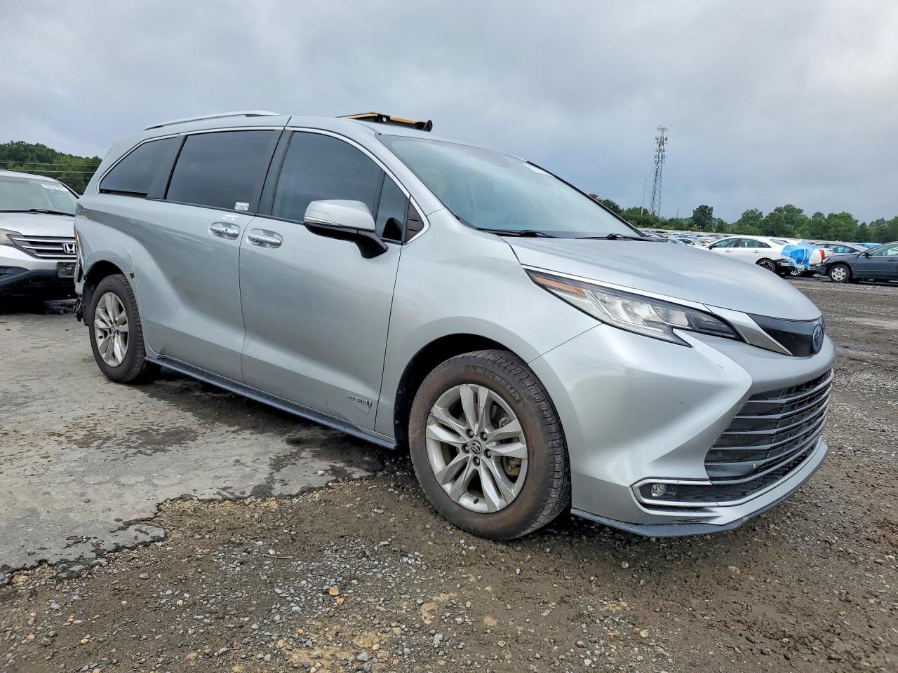 2021 TOYOTA SIENNA LIMITED 7-PASSENGER — снимка 4