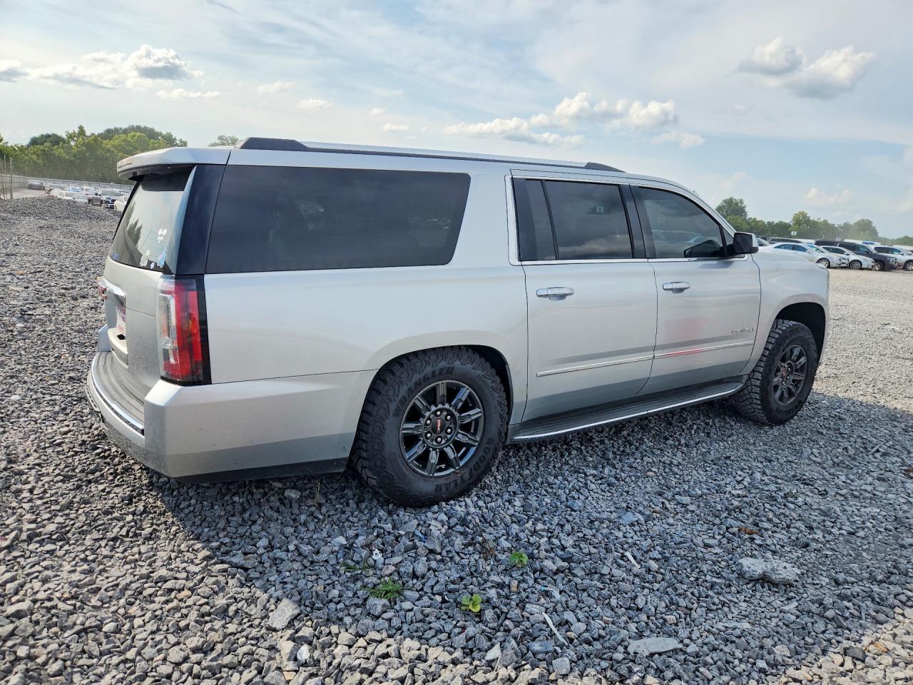 2016 GMC YUKON XL DENALI — снимка 3
