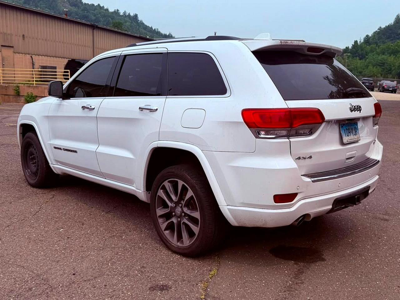 2017 JEEP GRAND CHEROKEE OVERLAND — снимка 3