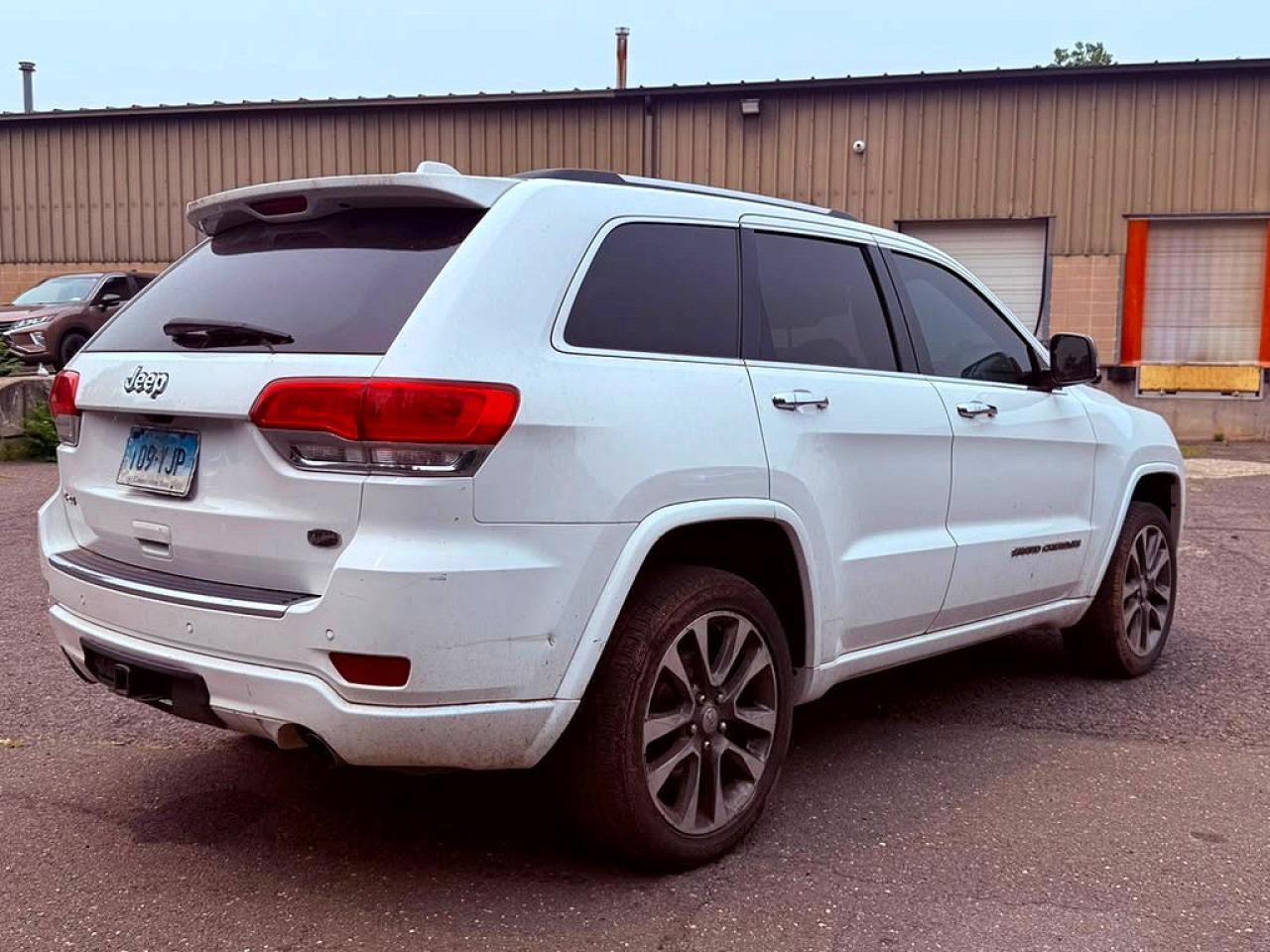 2017 JEEP GRAND CHEROKEE OVERLAND — снимка 4