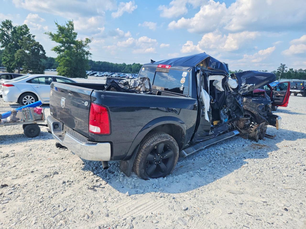 2018 RAM 1500 SLT — снимка 3