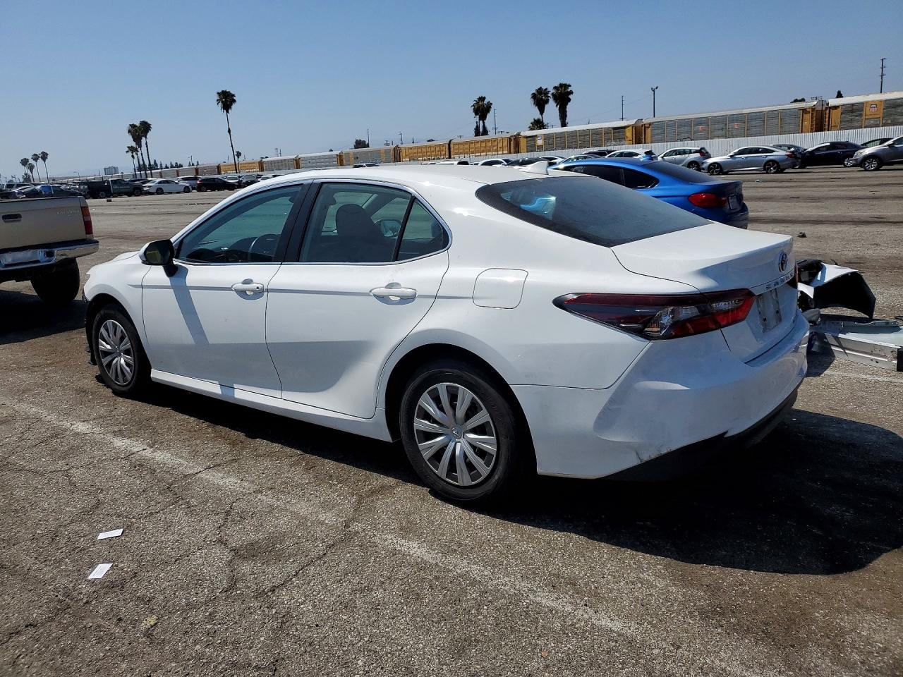 2024 TOYOTA CAMRY LE — снимка 2