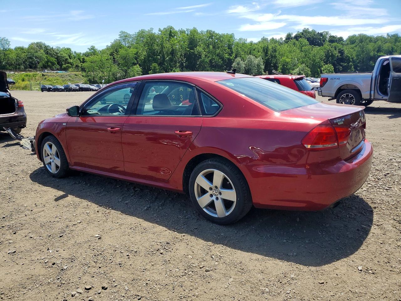 2015 VOLKSWAGEN PASSAT S — снимка 2