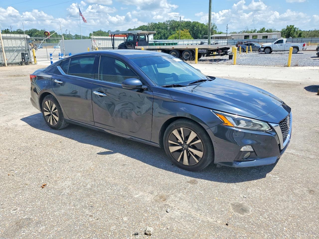 2019 NISSAN ALTIMA SL — снимка 4