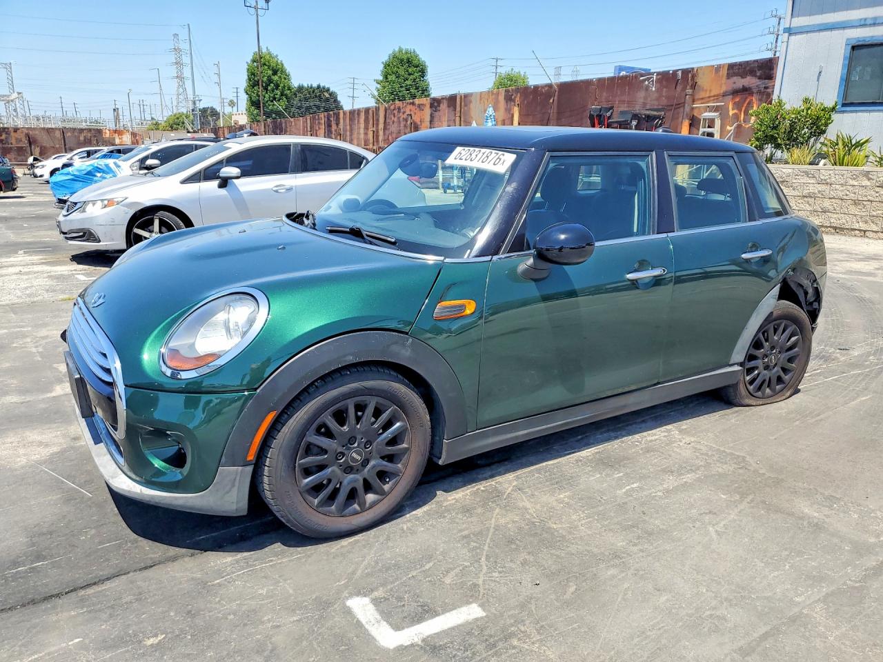 2015 MINI COOPER