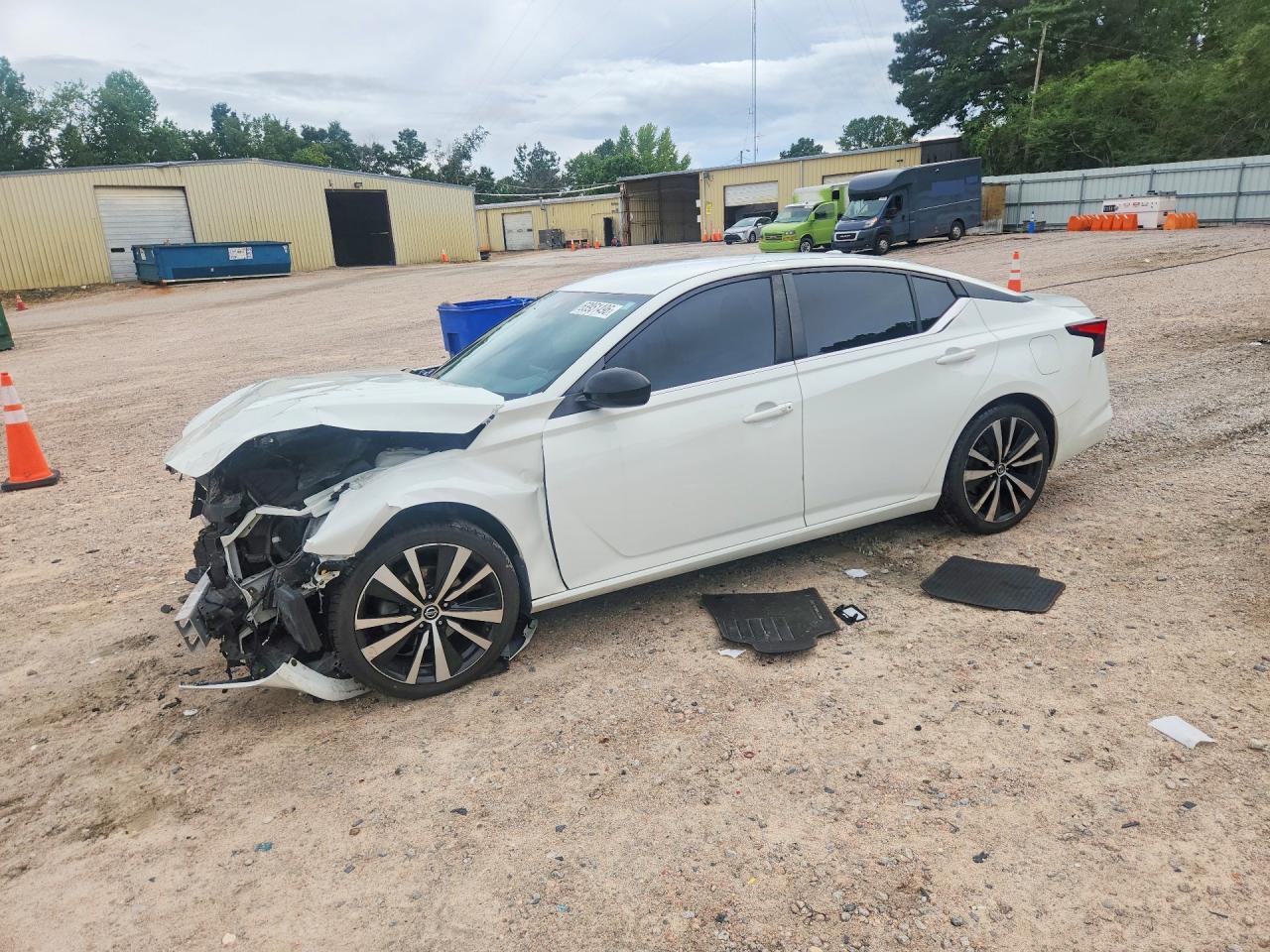 2020 NISSAN ALTIMA SR