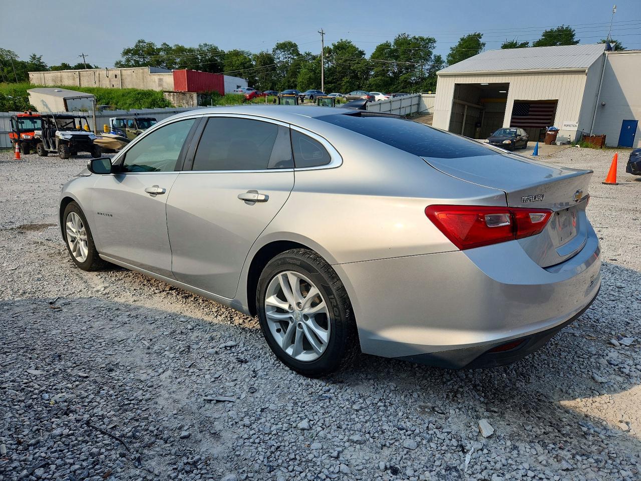 2017 CHEVROLET MALIBU LT — снимка 2
