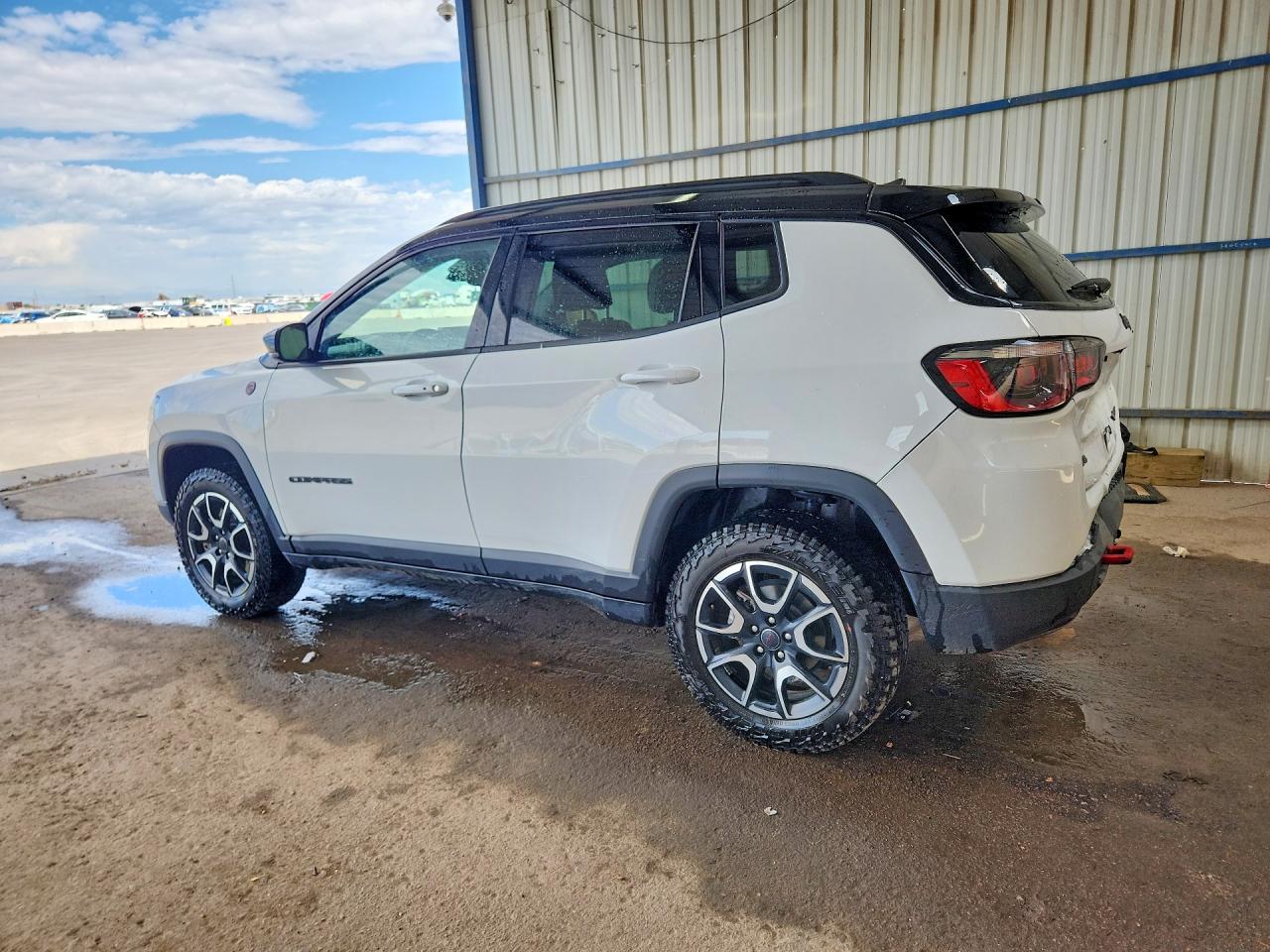 2025 JEEP COMPASS TRAILHAWK — снимка 2