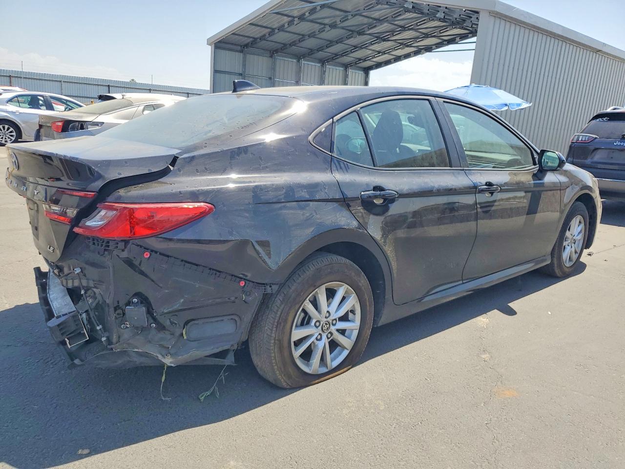 2025 TOYOTA CAMRY LE — снимка 3