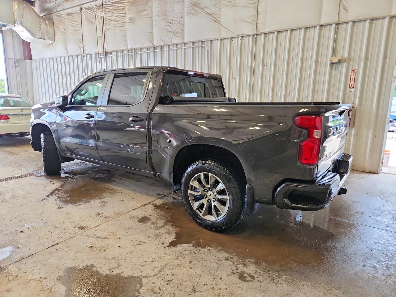 2021 CHEVROLET SILVERADO K1500 RST — снимка 2