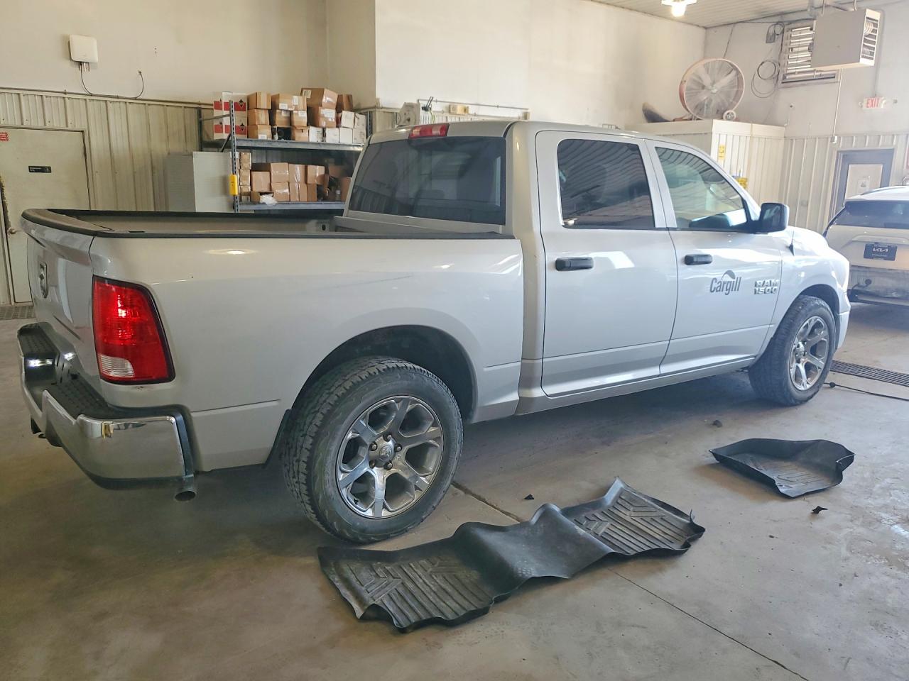 2017 RAM 1500 ST — снимка 3
