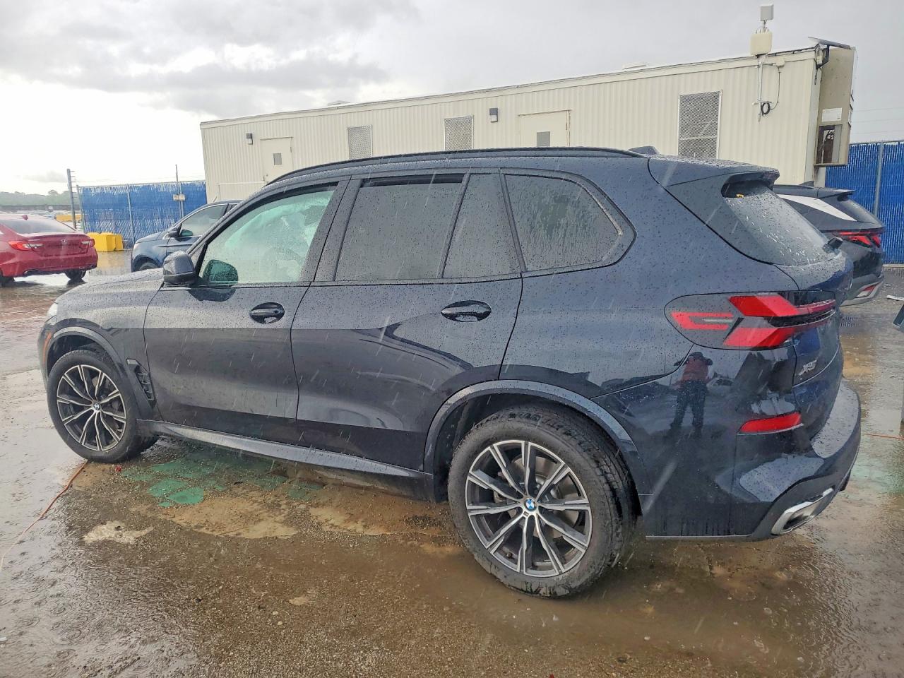 2026 BMW X5 XDRIVE45E — снимка 2