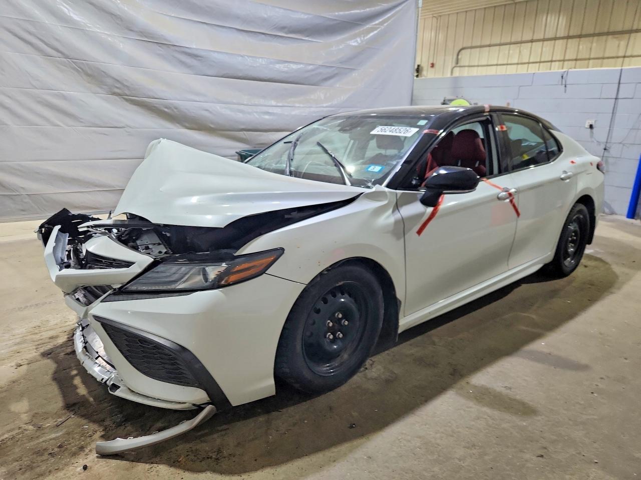 2022 TOYOTA CAMRY XSE