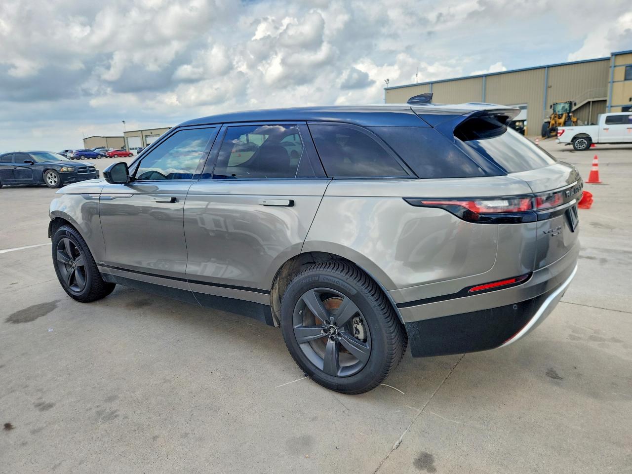 2020 LAND ROVER RANGE ROVER VELAR R-DYNAMIC S — снимка 2