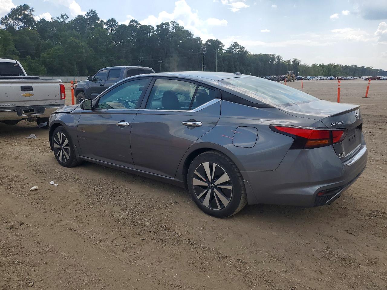 2021 NISSAN ALTIMA SV — снимка 2