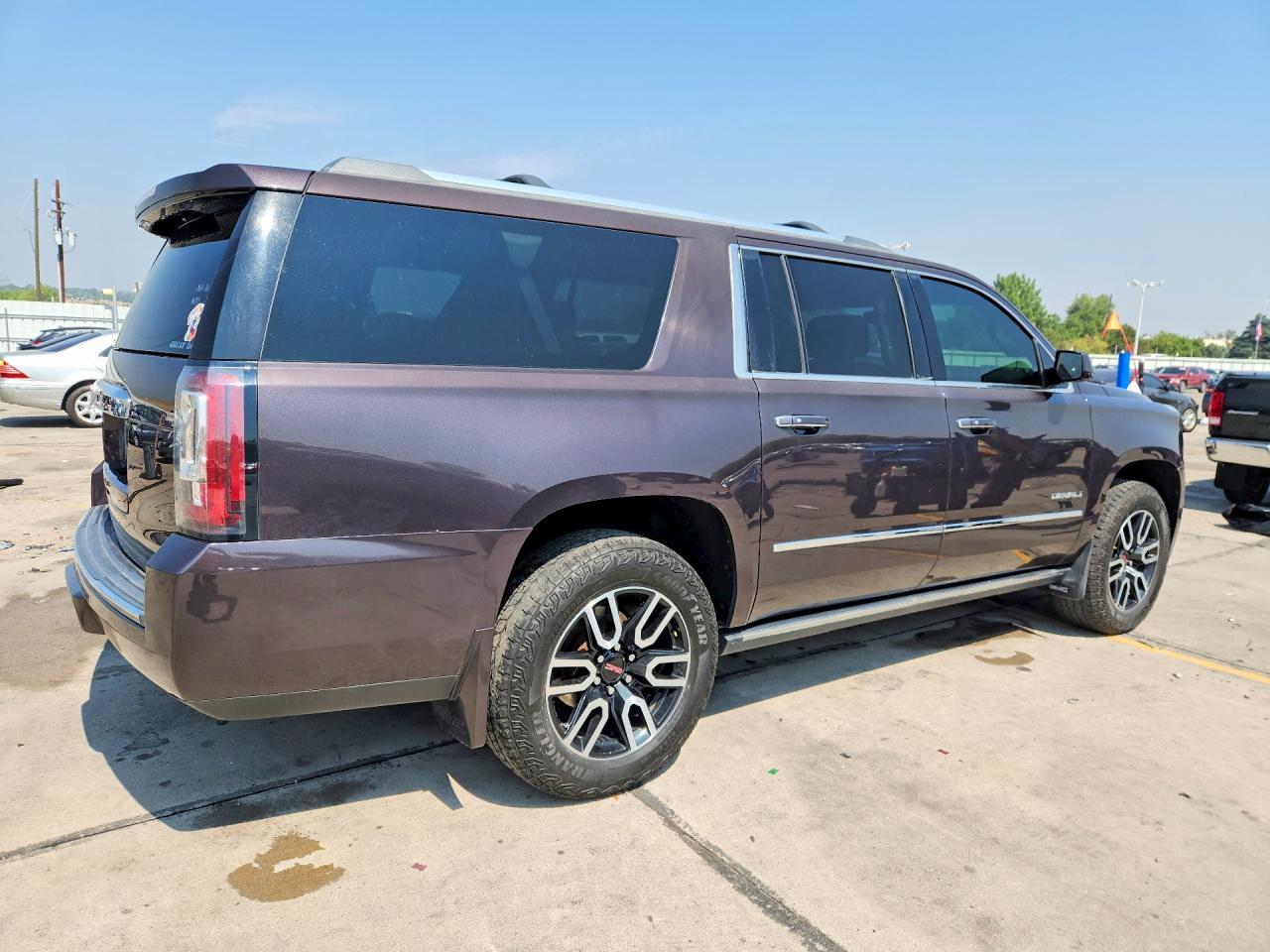 2015 GMC YUKON XL DENALI — снимка 3