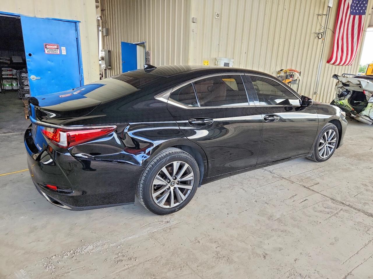 2019 LEXUS ES 350 — снимка 3