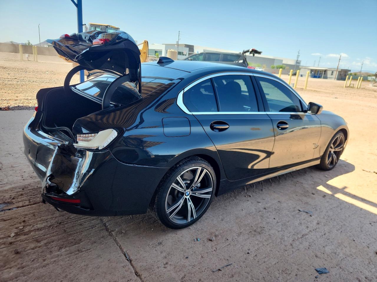2020 BMW 330I — снимка 3