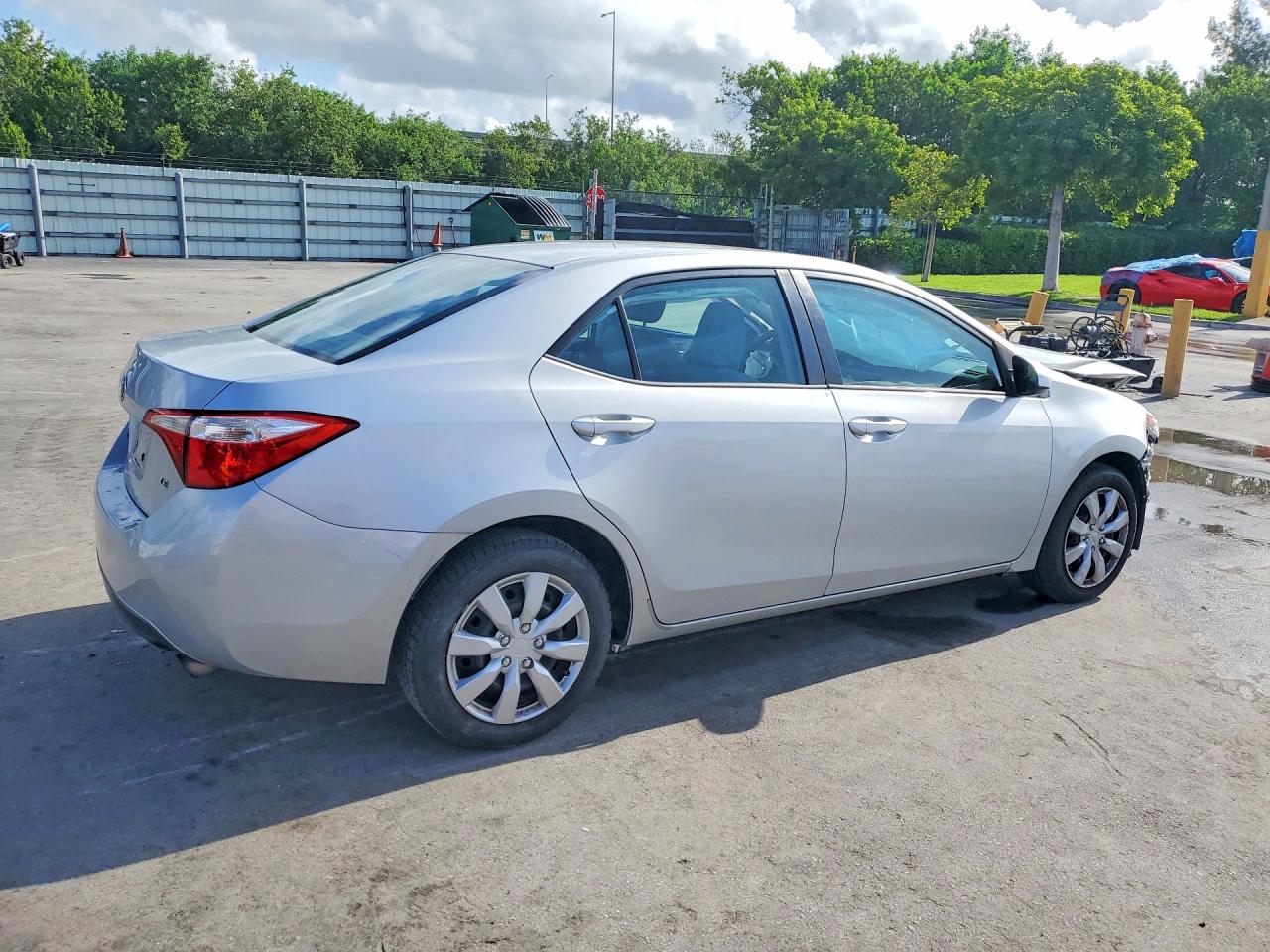 2015 TOYOTA COROLLA LE — снимка 3