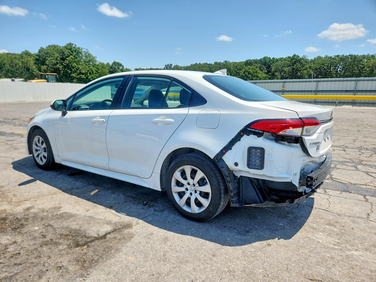 2022 TOYOTA COROLLA LE — снимка 2