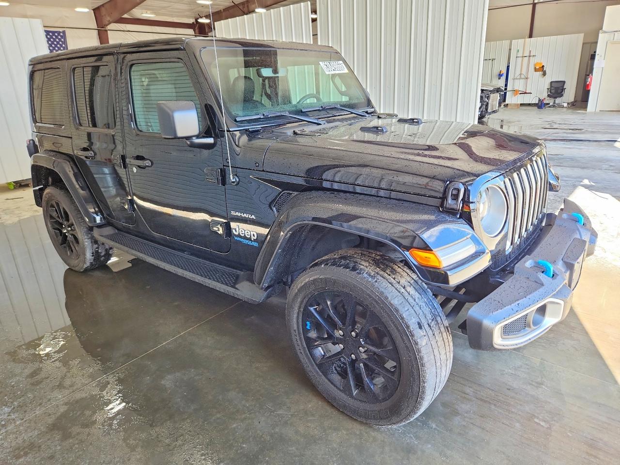 2022 JEEP WRANGLER UNLIMITED SAHARA 4XE — снимка 4