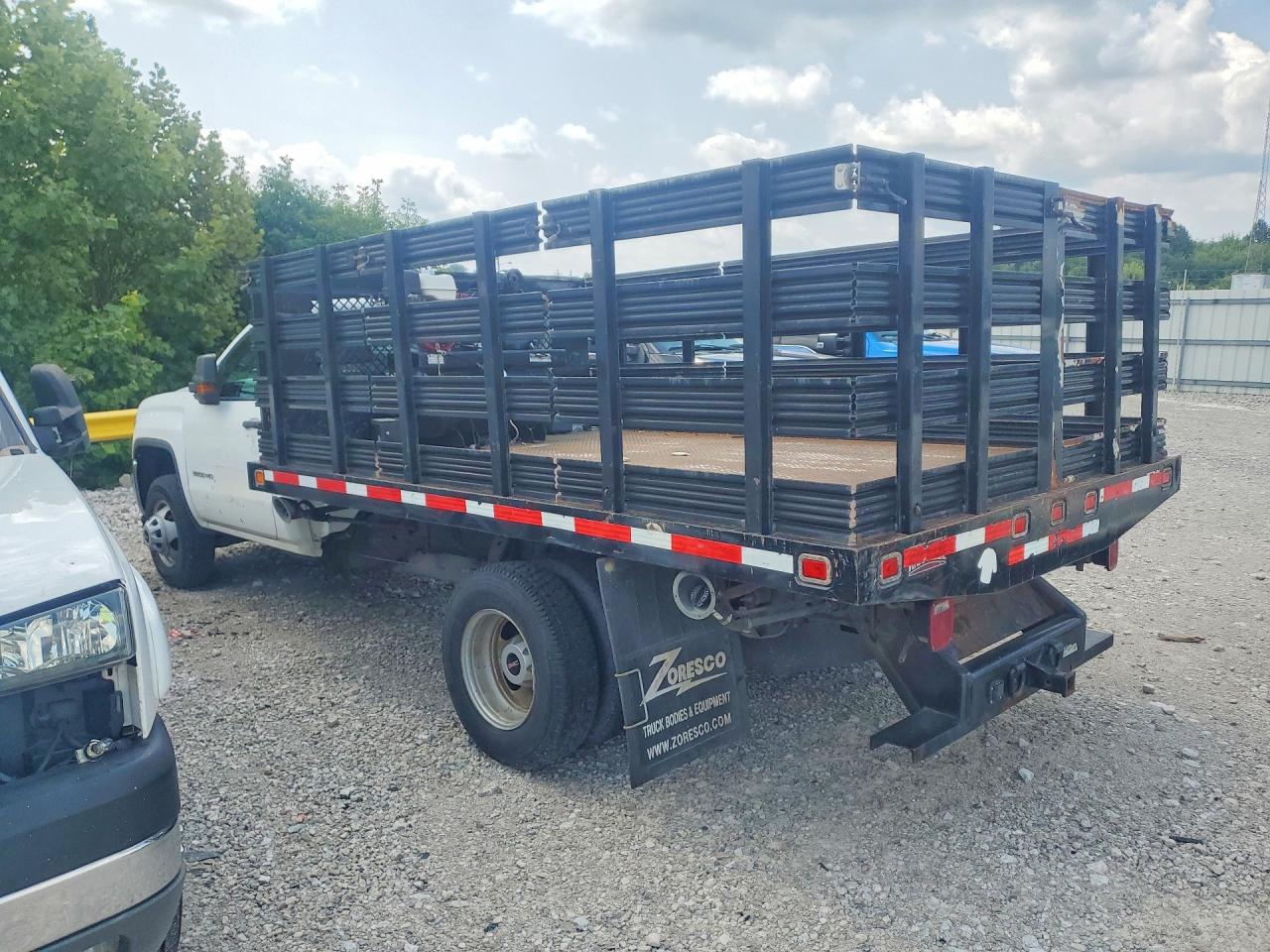 2015 GMC SIERRA C3500 — снимка 2