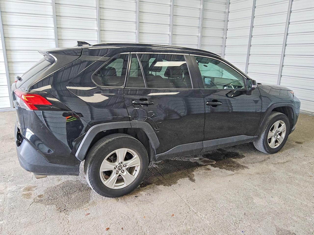 2021 TOYOTA RAV4 XLE — снимка 3