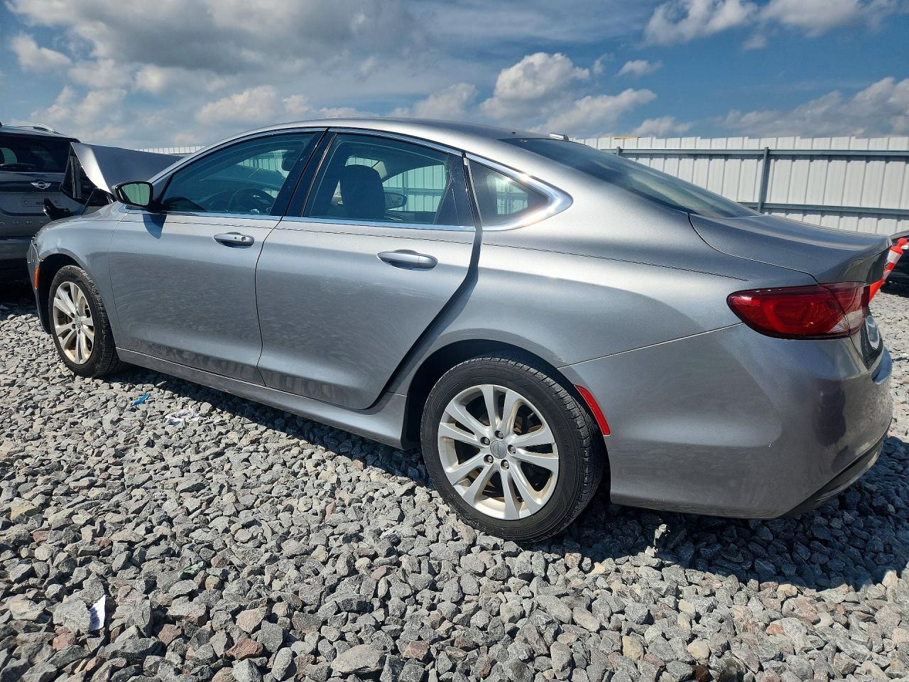 2015 CHRYSLER 200 LIMITED — снимка 2