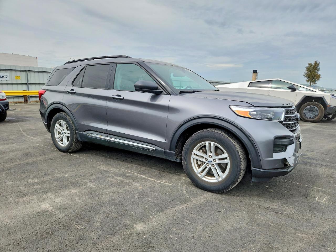2021 FORD EXPLORER XLT — снимка 4