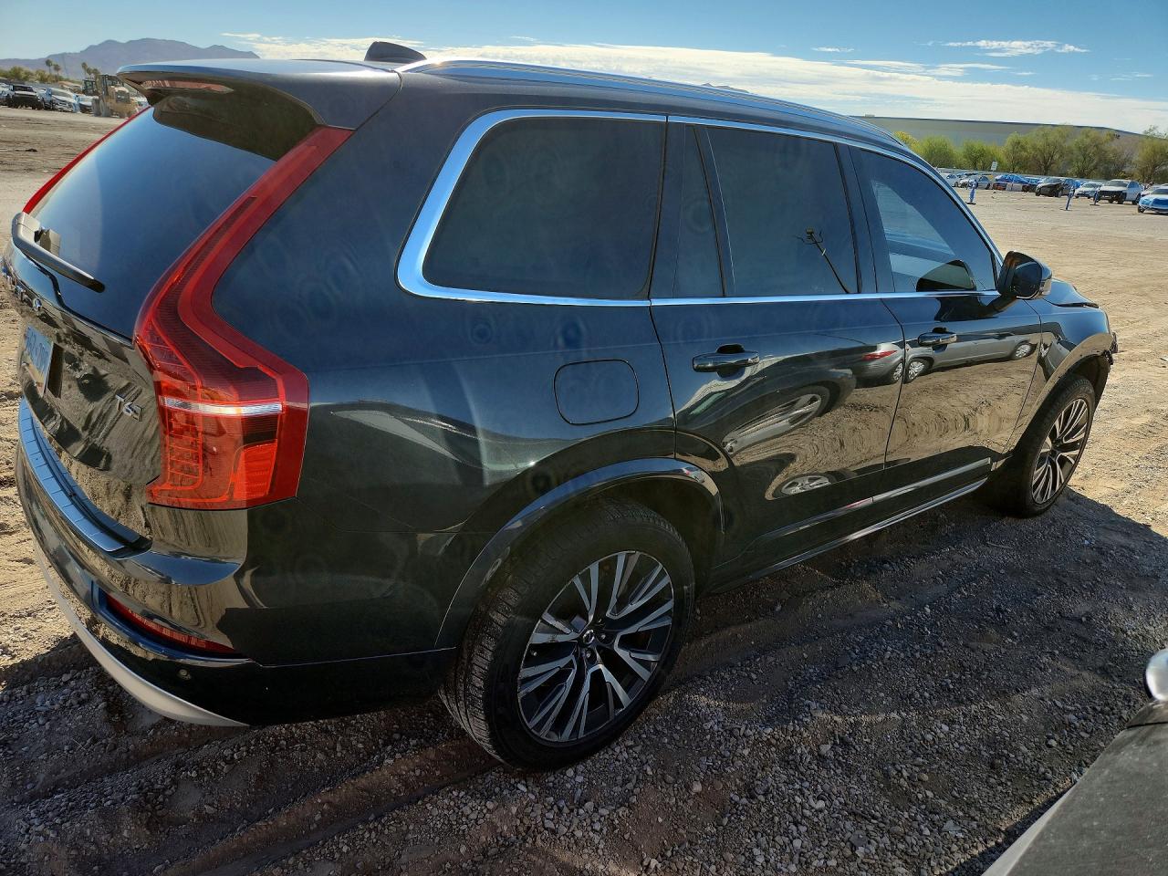 2022 VOLVO XC90 T6 MOMENTUM — снимка 3