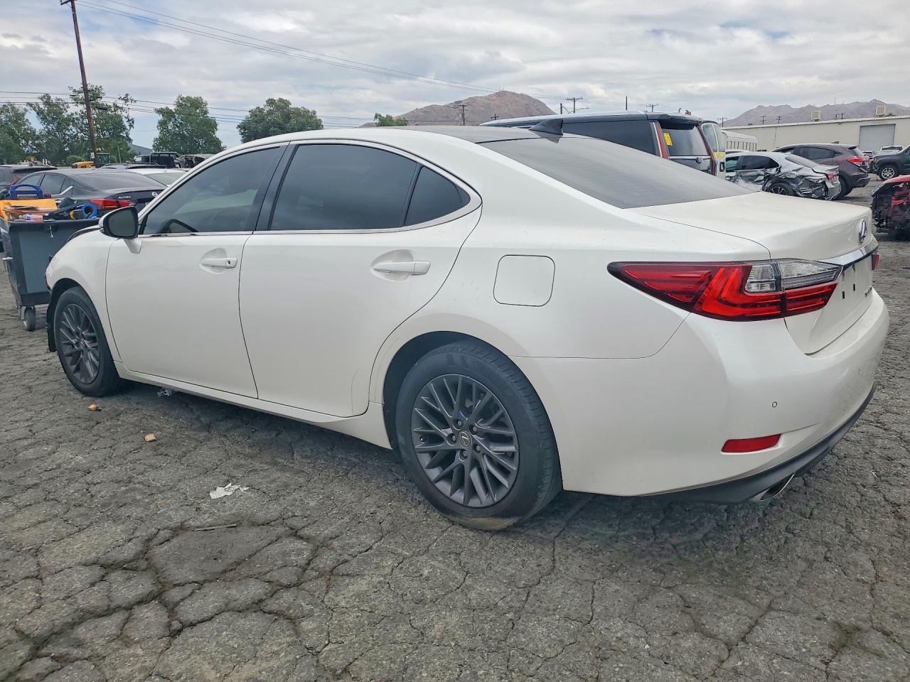 2018 LEXUS ES 350 — снимка 2