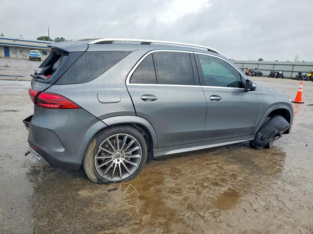 2025 MERCEDES-BENZ GLE 350 4MATIC — снимка 3
