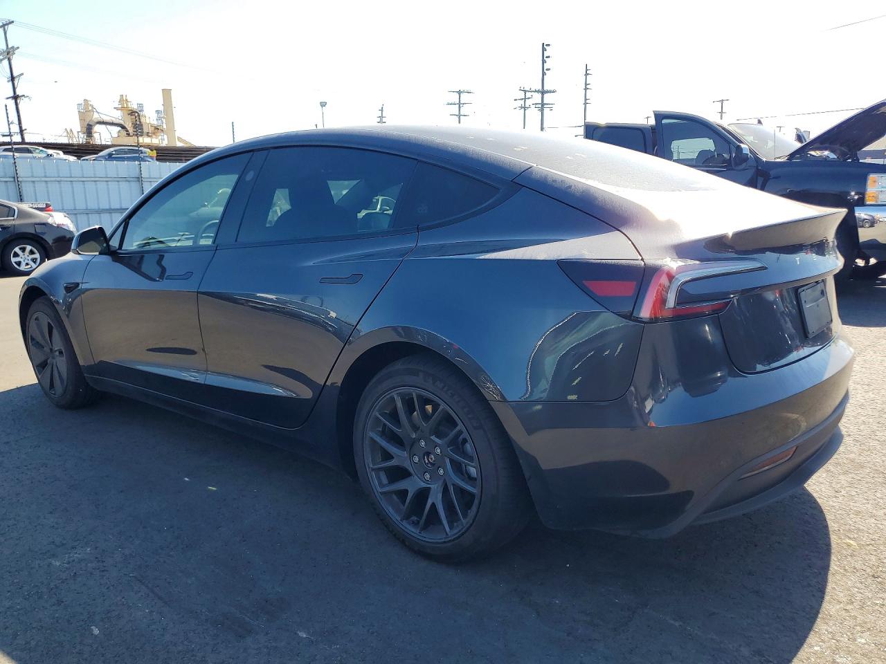 2025 TESLA MODEL 3 — снимка 2