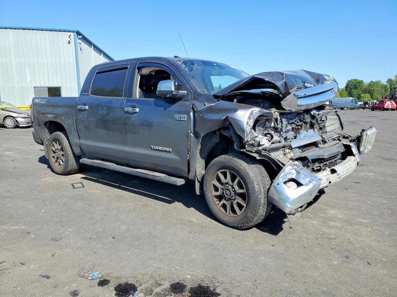 2017 TOYOTA TUNDRA CREWMAX LIMITED — снимка 4