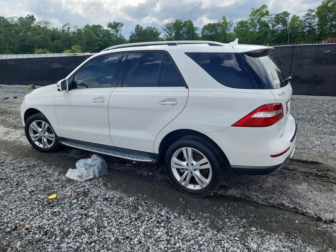 2015 MERCEDES-BENZ ML 350 4MATIC — снимка 2