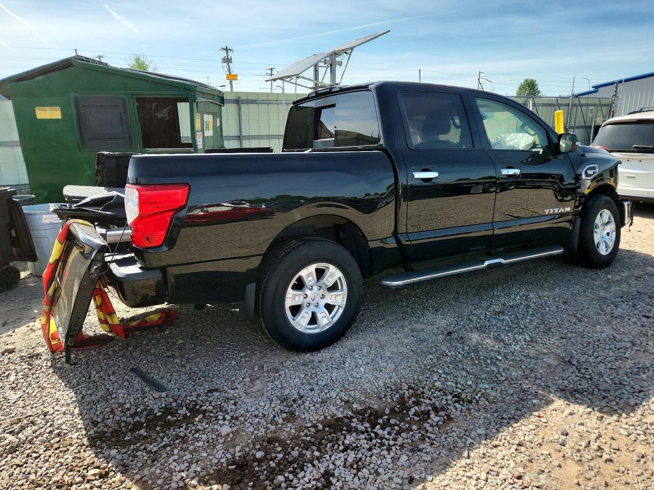 2017 NISSAN TITAN SV — снимка 3